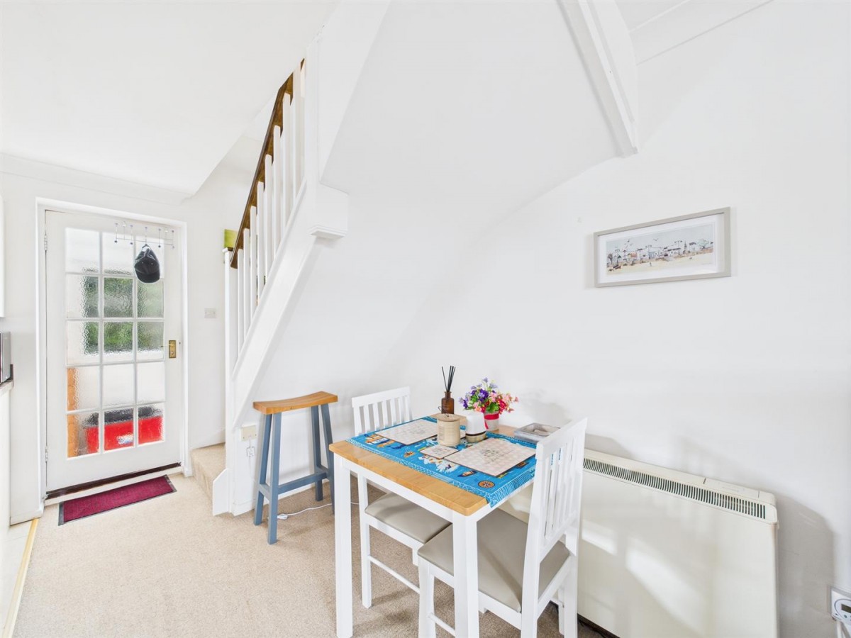 Walnut Court, Ingham, Lincoln