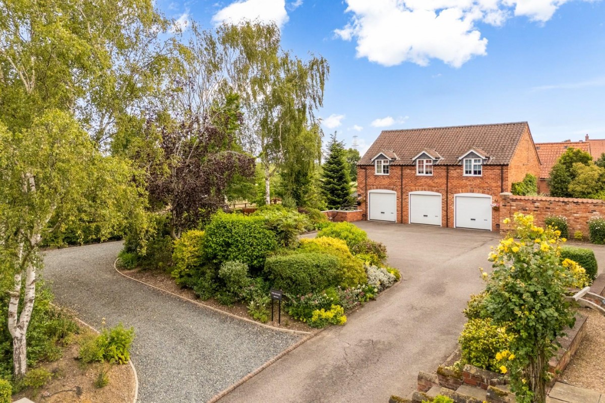 Little Thorpe Lane, Thorpe-On-The-Hill, Lincoln