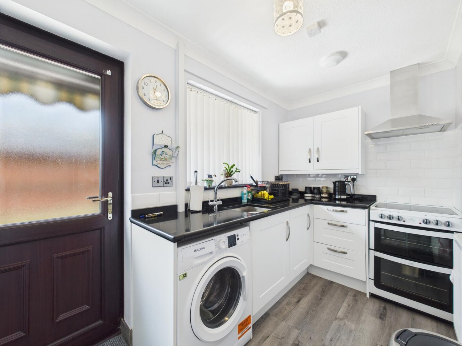 St. Claires Court, Lincoln