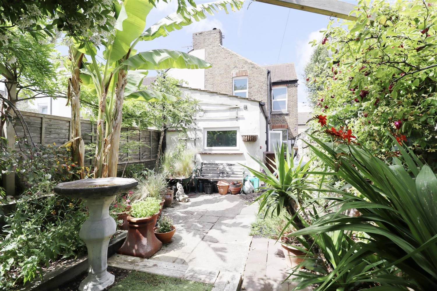 3 bedroom House for Sale Ingram Road, Gillingham