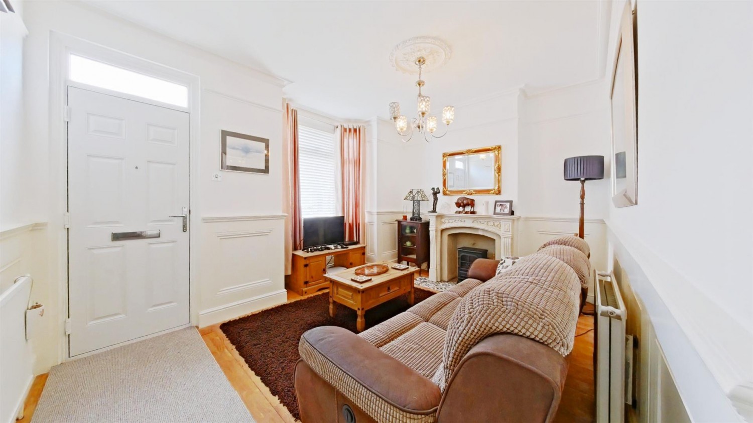 3 bedroom House for Sale Ingram Road, Gillingham