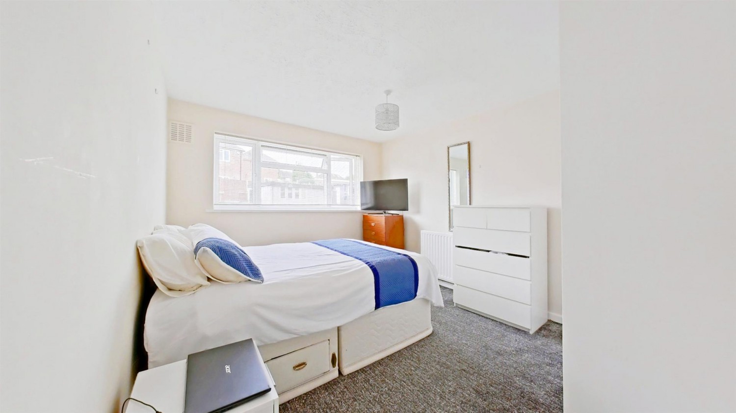 Vale Drive, Chatham