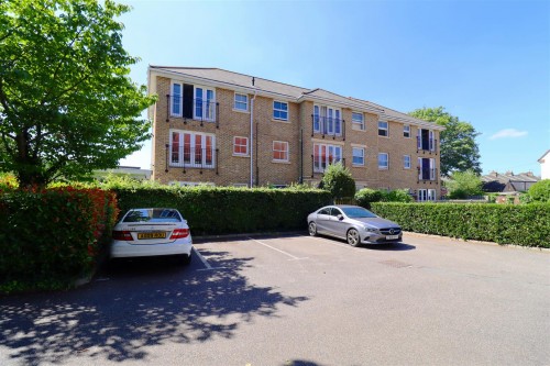 Coopers Court, Coopers Road