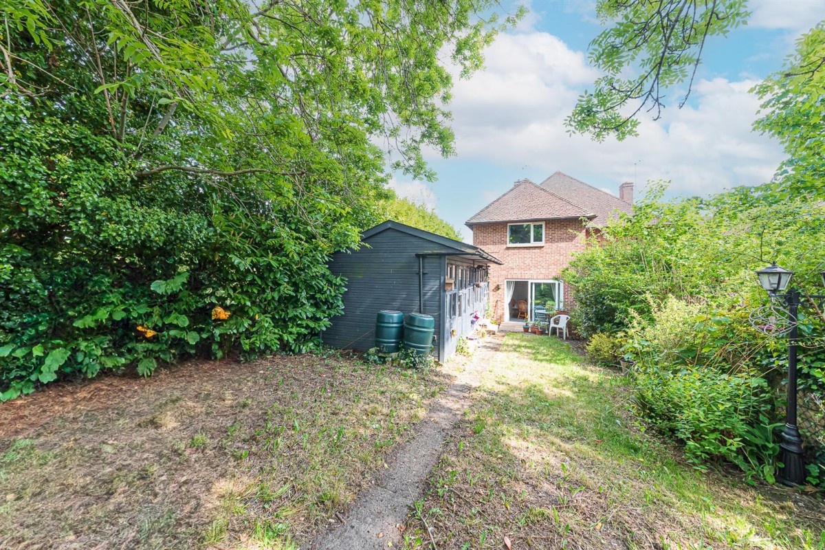 Weybourne Road, Farnham
