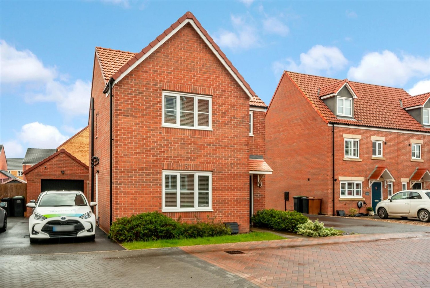 Thistle Way, Witham St. Hughs