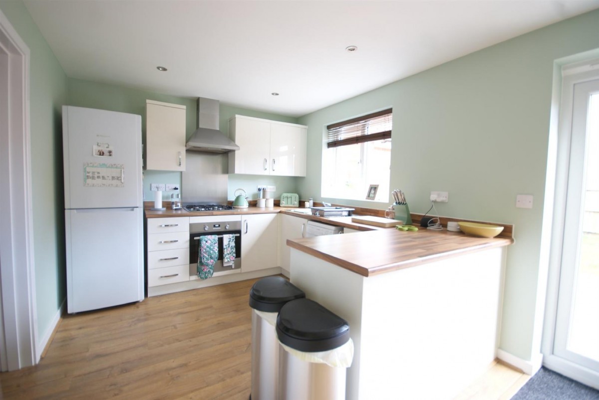 Thistle Way, Witham St. Hughs