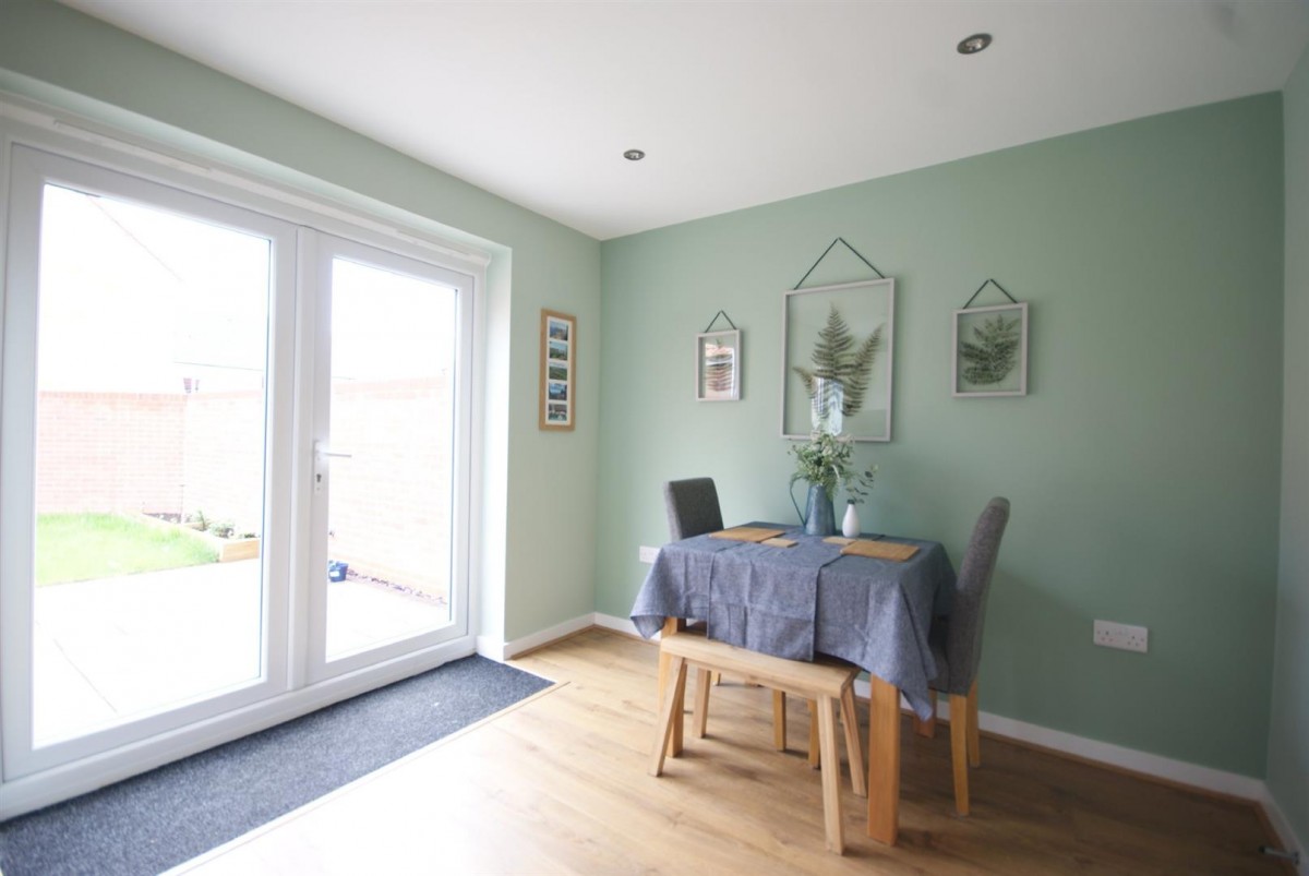 Thistle Way, Witham St. Hughs