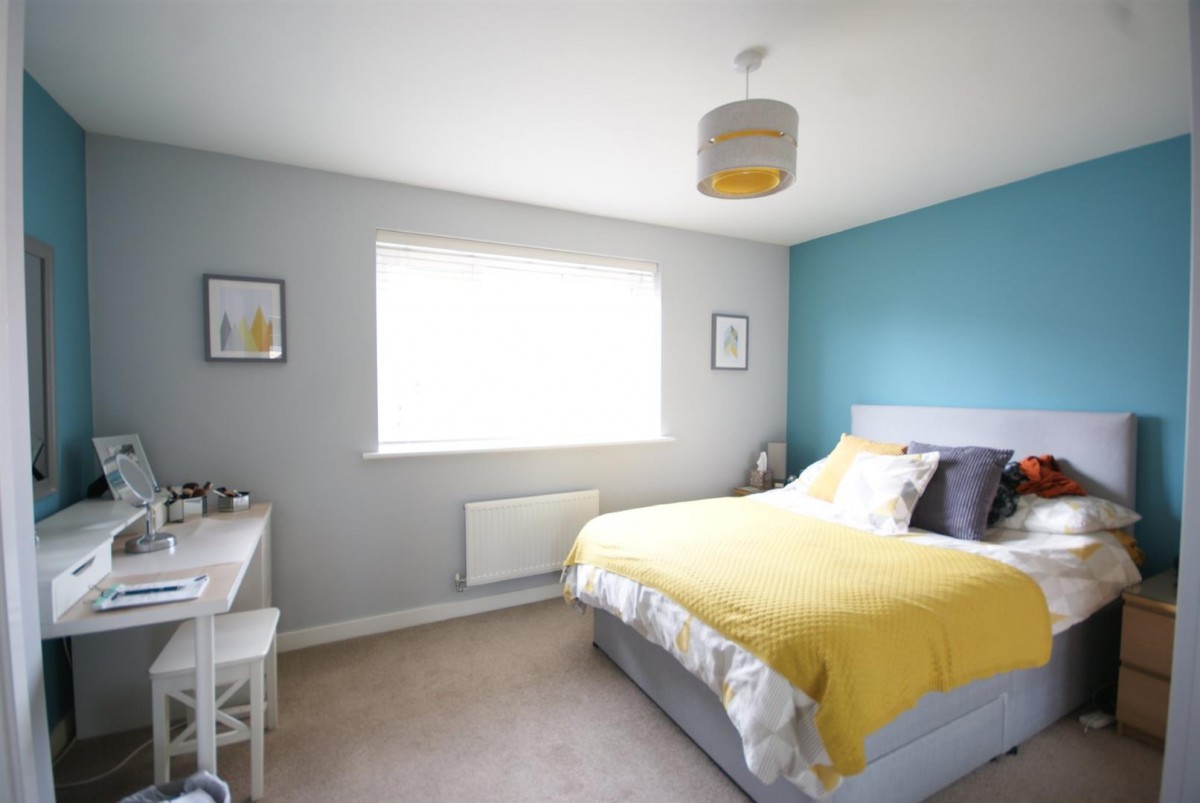 Thistle Way, Witham St. Hughs