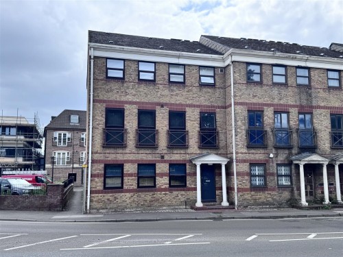 Magna House