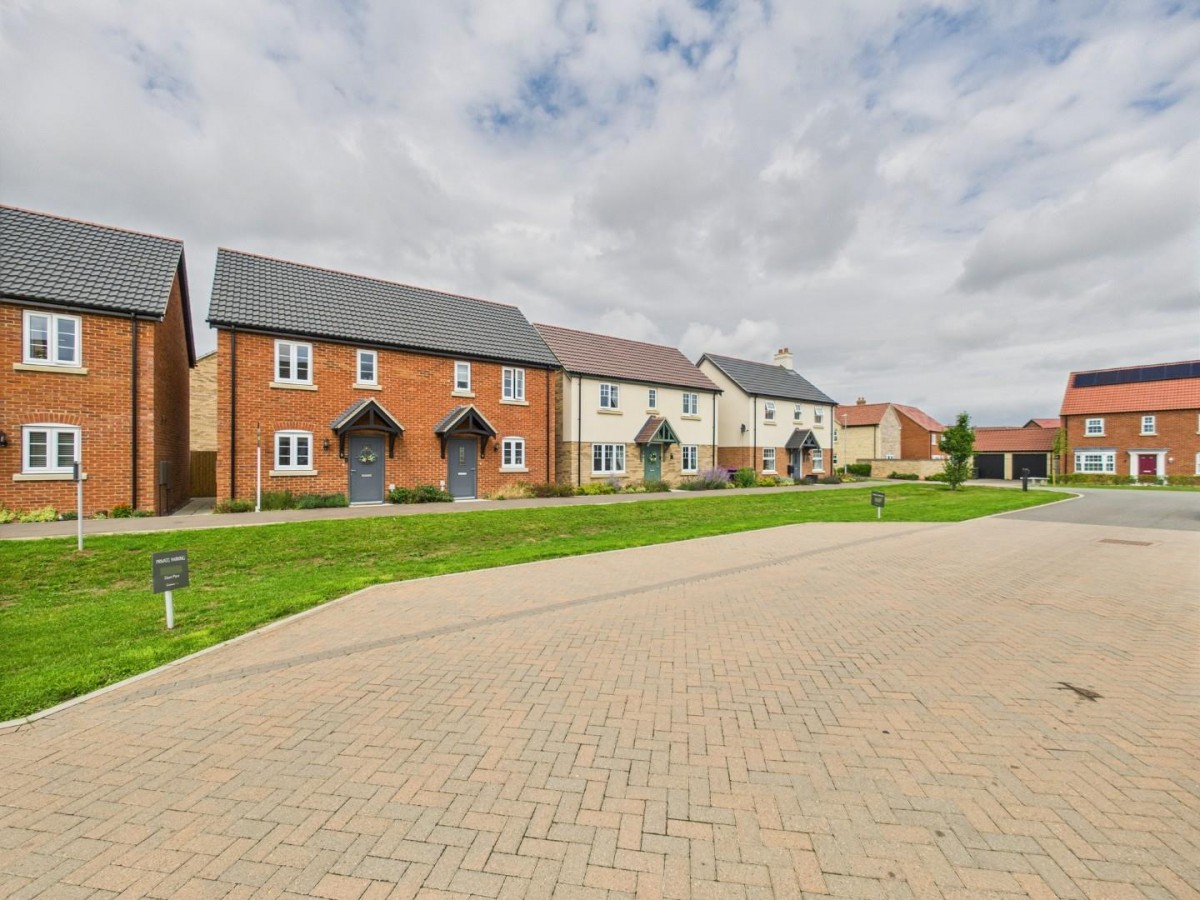 Dixon Place, Dunholme, Lincoln