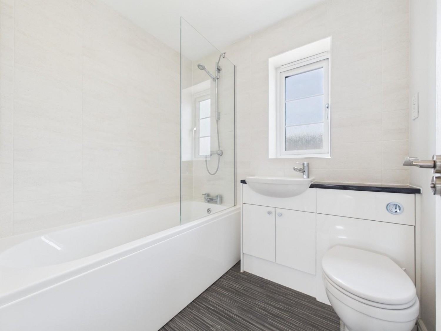 2 bedroom House in Dixon Place, Dunholme, Lincoln