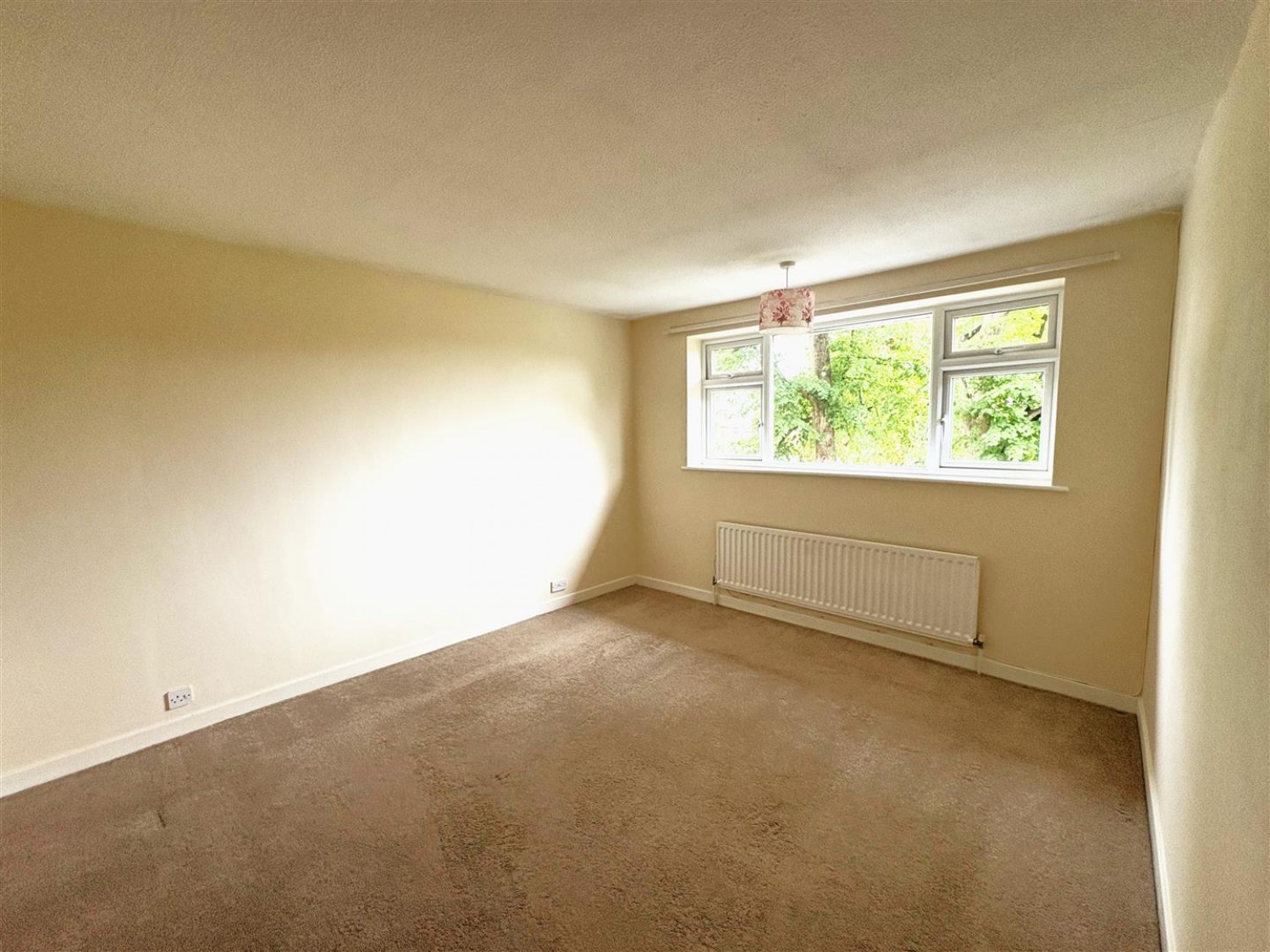 Cambridge Road West, Farnborough