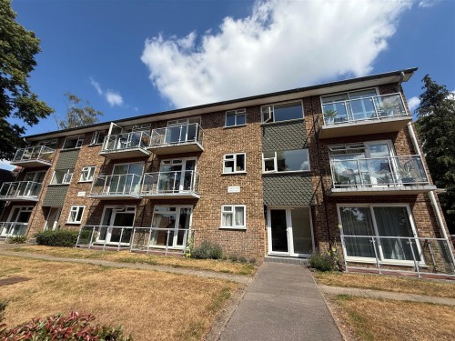 Clockhouse Road, Farnborough