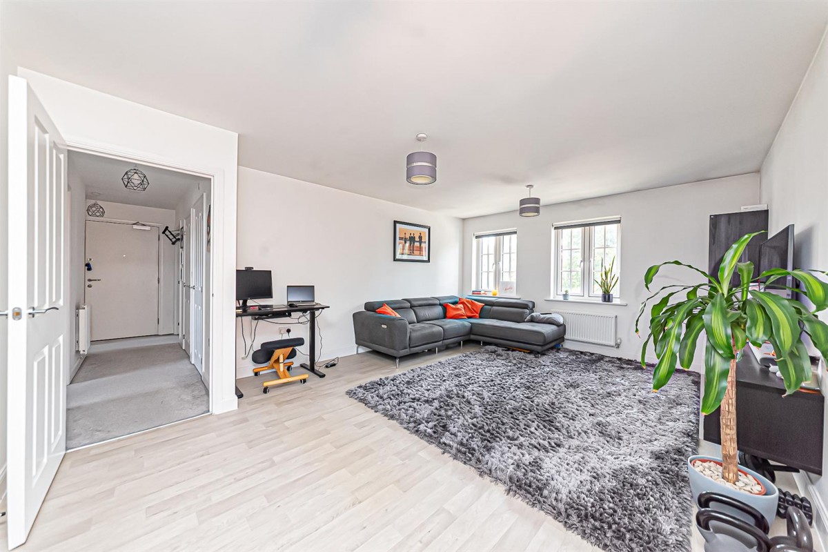 Masterson Close, Wellesley, Aldershot