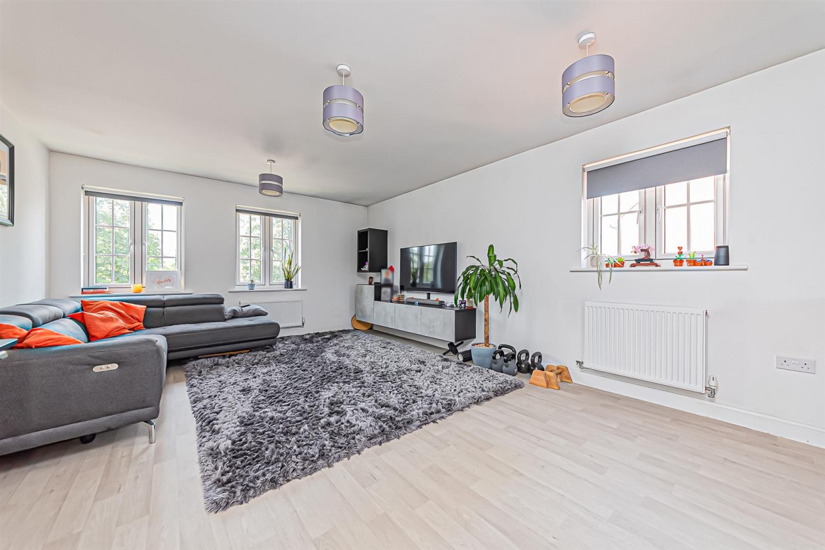 Masterson Close, Wellesley, Aldershot