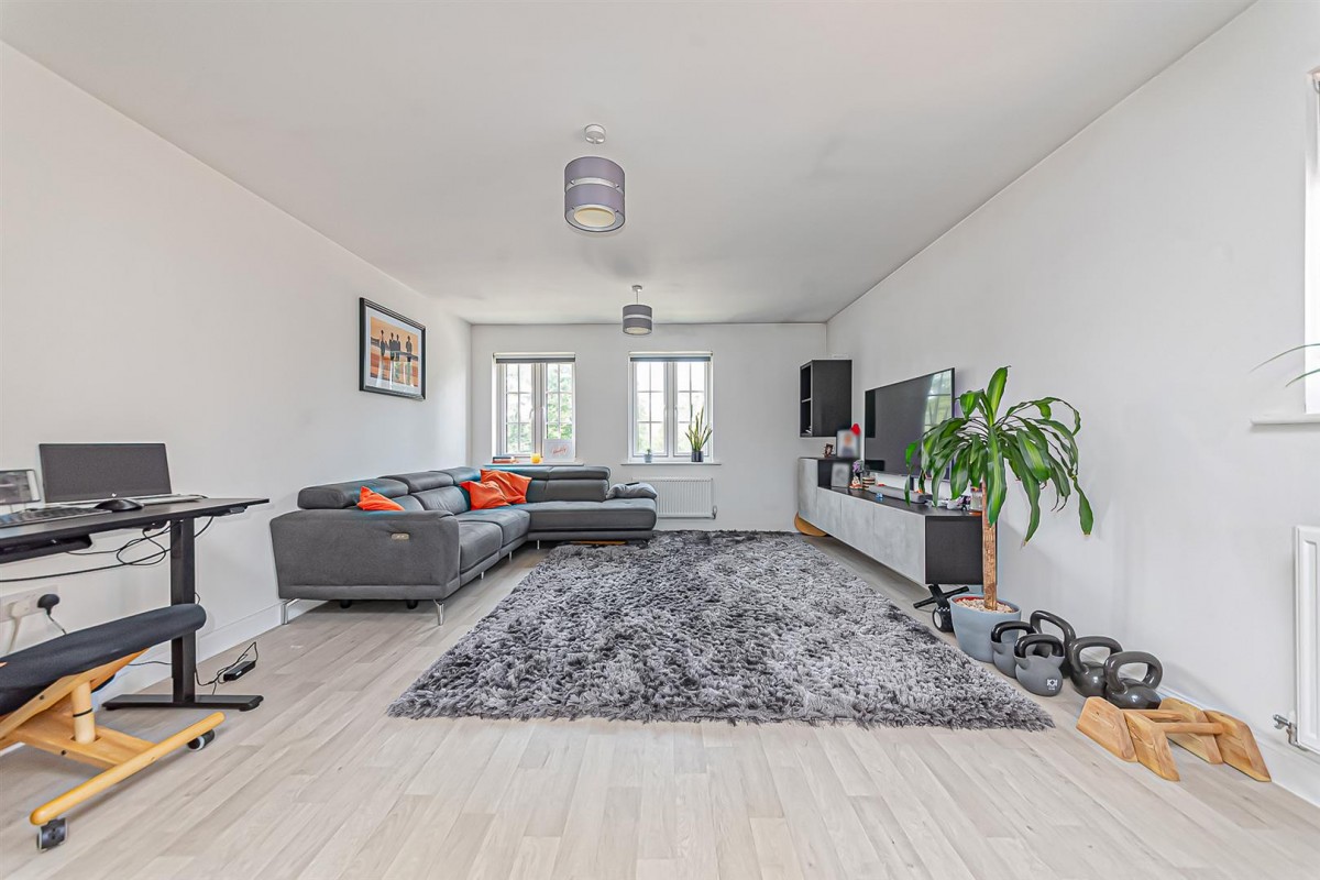 Masterson Close, Wellesley, Aldershot