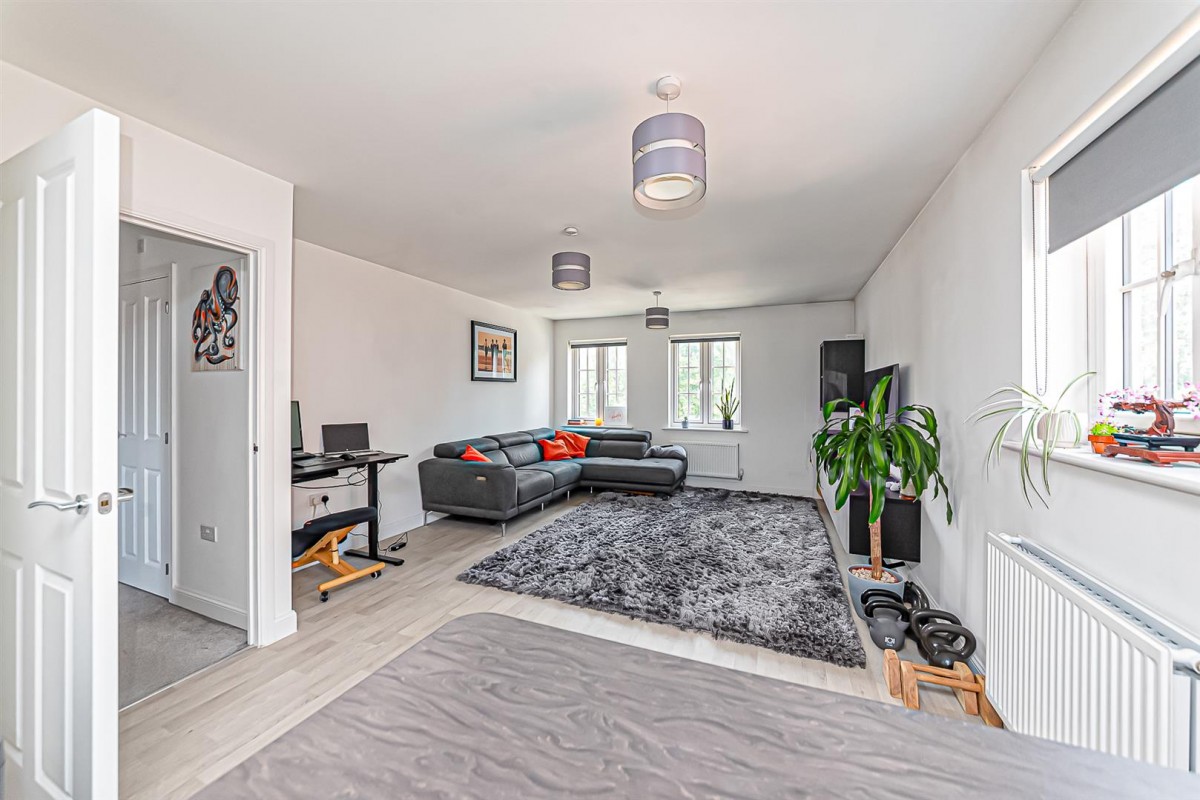 Masterson Close, Wellesley, Aldershot