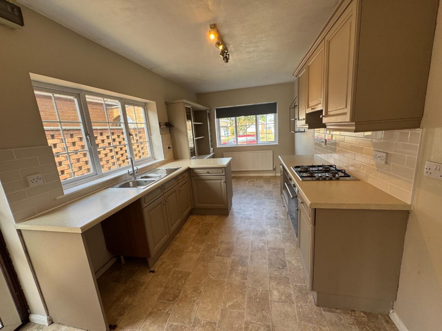 3 bedroom Bungalow for Letting Earlsfield, Branston, Lincoln