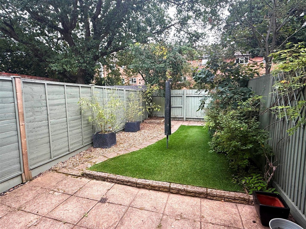 Tintagel Drive, Frimley, Camberley