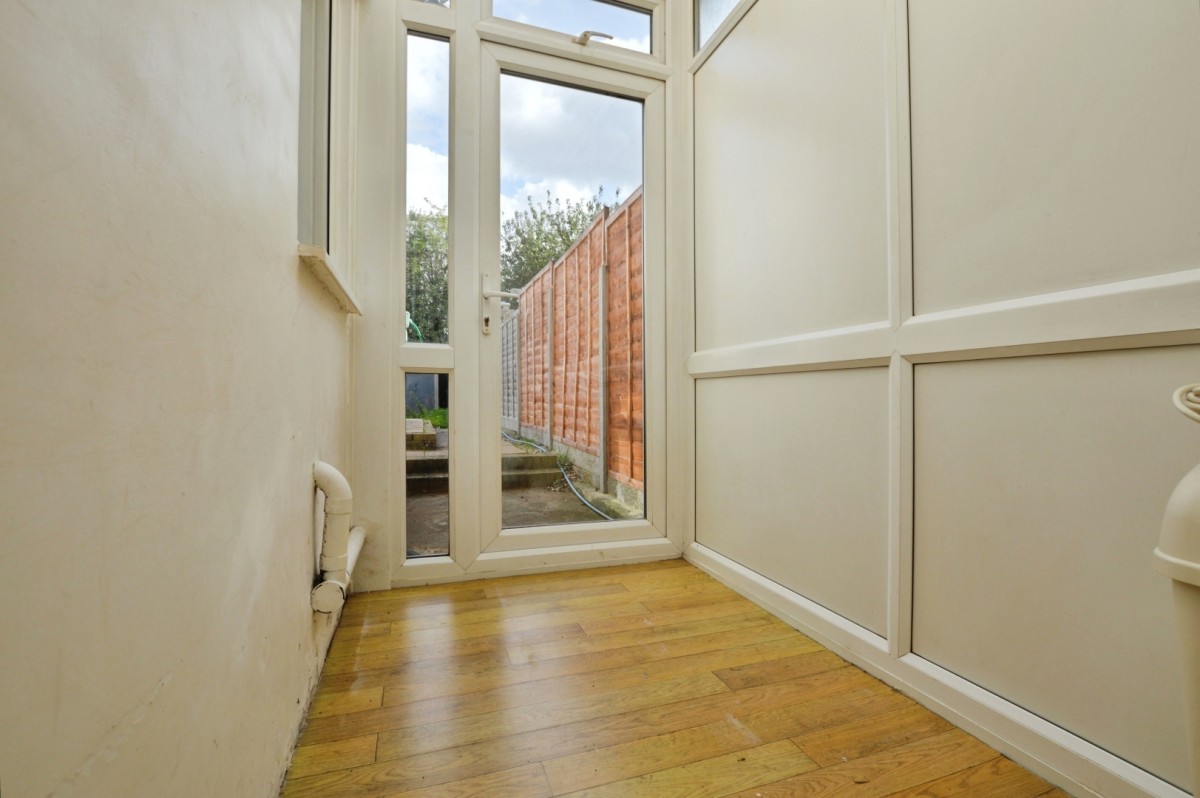 Wainscott Road, Wainscott, Rochester
