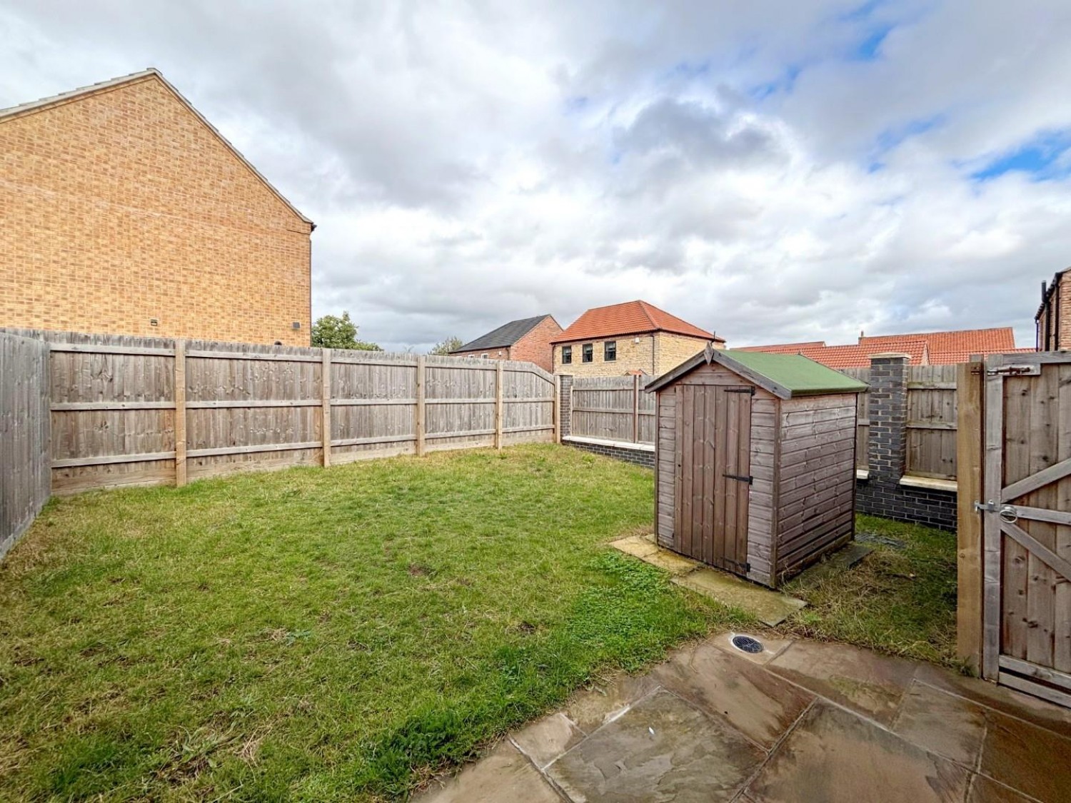 3 bedroom House for Letting Cleveland Avenue, East Village, North Hykeham