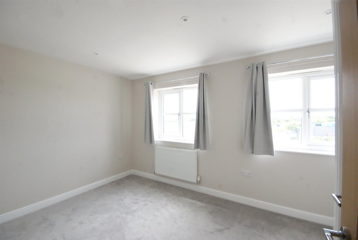 3 bedroom House for Letting Cleveland Avenue, East Village, North Hykeham