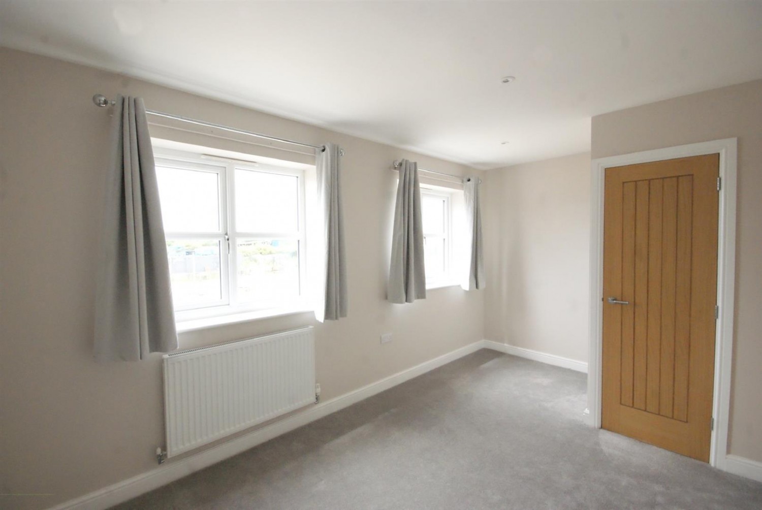 3 bedroom House for Letting Cleveland Avenue, East Village, North Hykeham