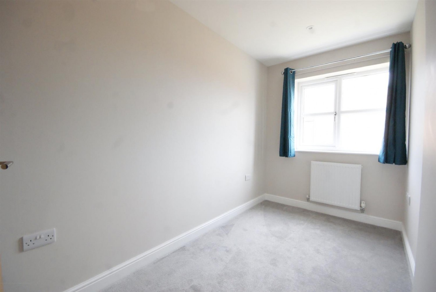 3 bedroom House for Letting Cleveland Avenue, East Village, North Hykeham