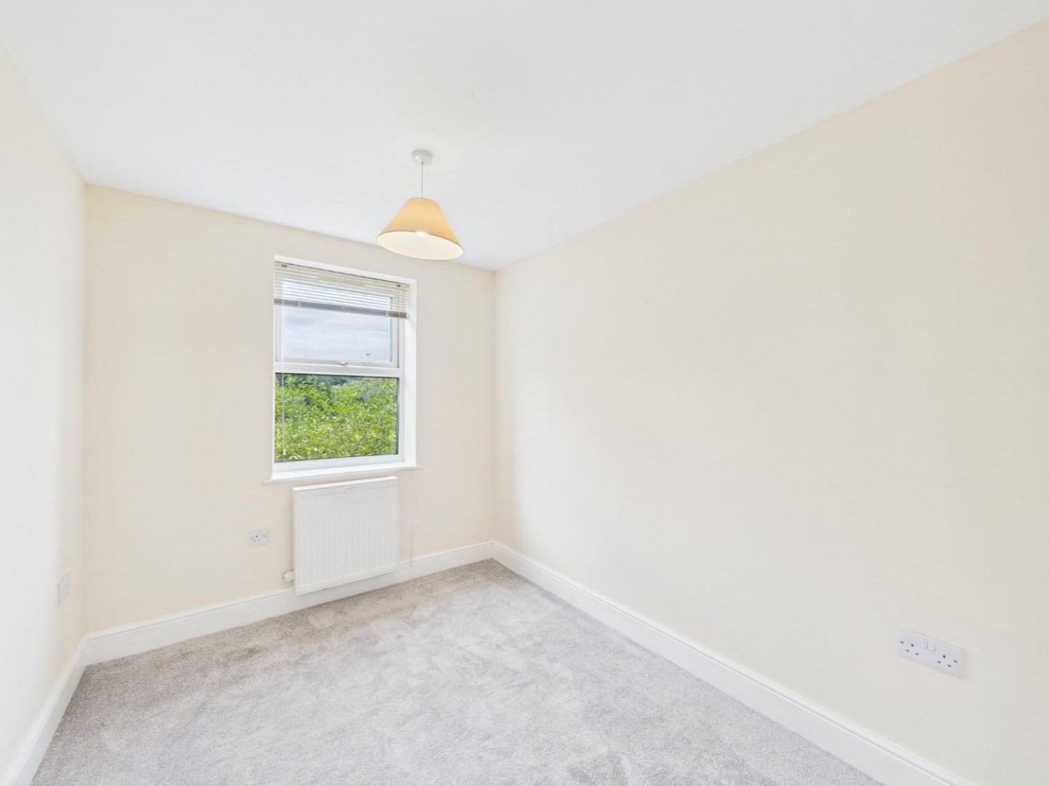 2 bedroom Flat for Letting Fairfax Street