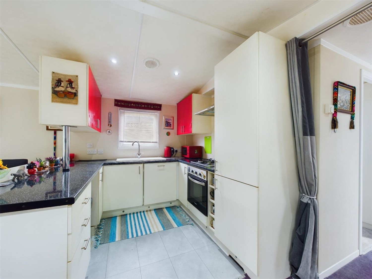 2 bedroom Park home for Sale Cathedral View, Newark Road, Lincoln