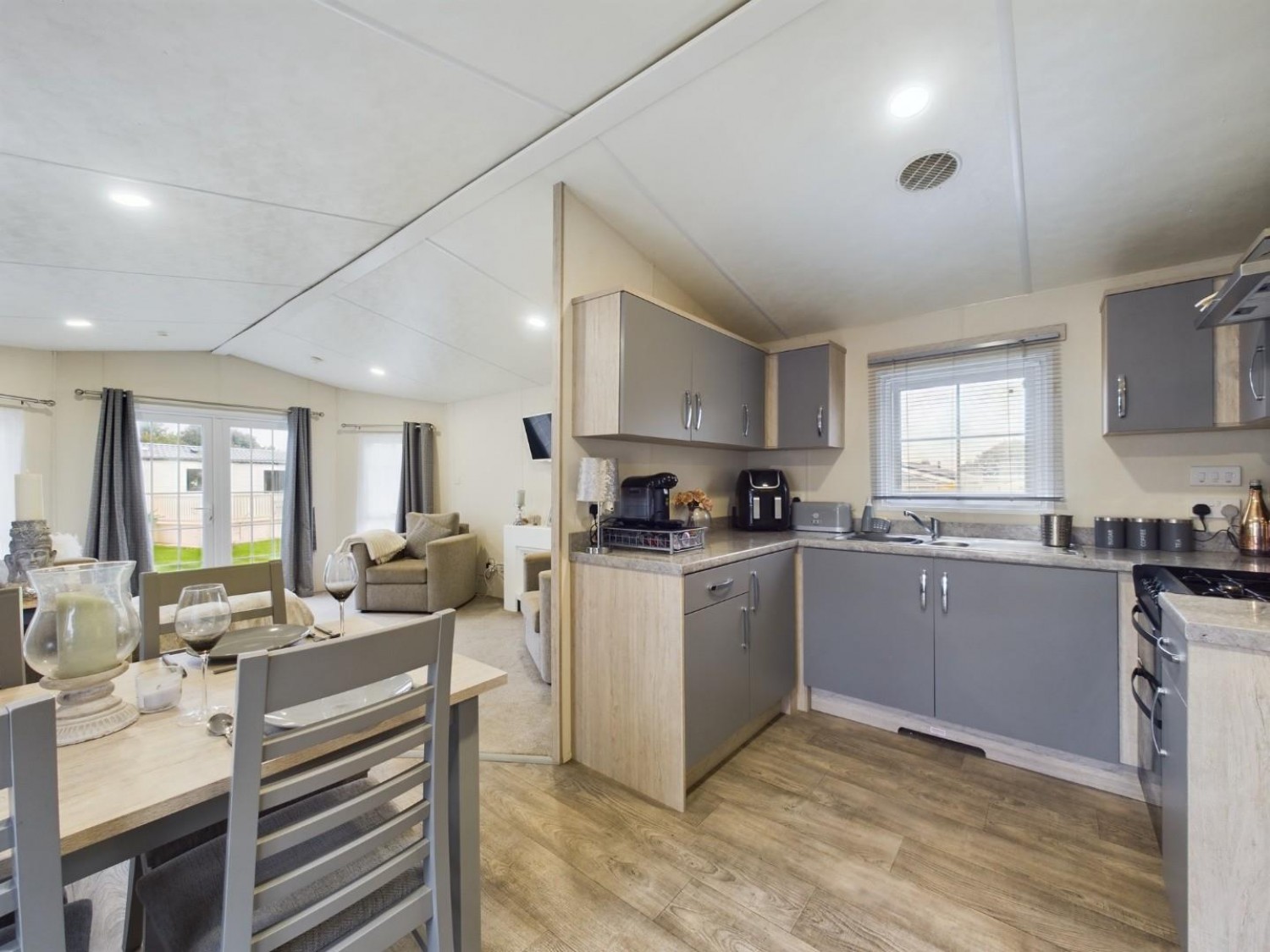 2 bedroom Park home for Sale Cathedral View, Newark Road, Lincoln
