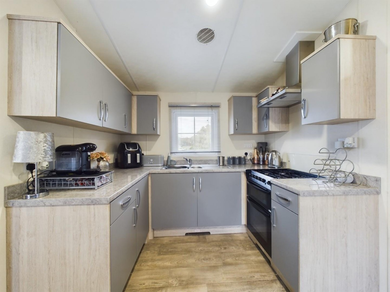 2 bedroom Park home for Sale Cathedral View, Newark Road, Lincoln