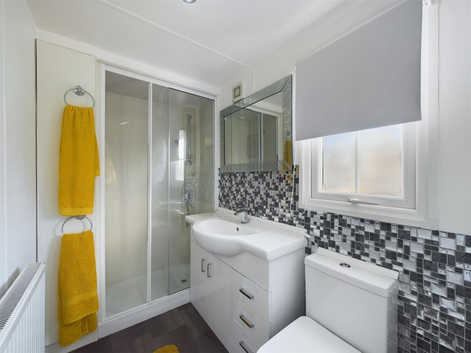 2 bedroom Park home for Sale Cathedral View, Newark Road, Lincoln