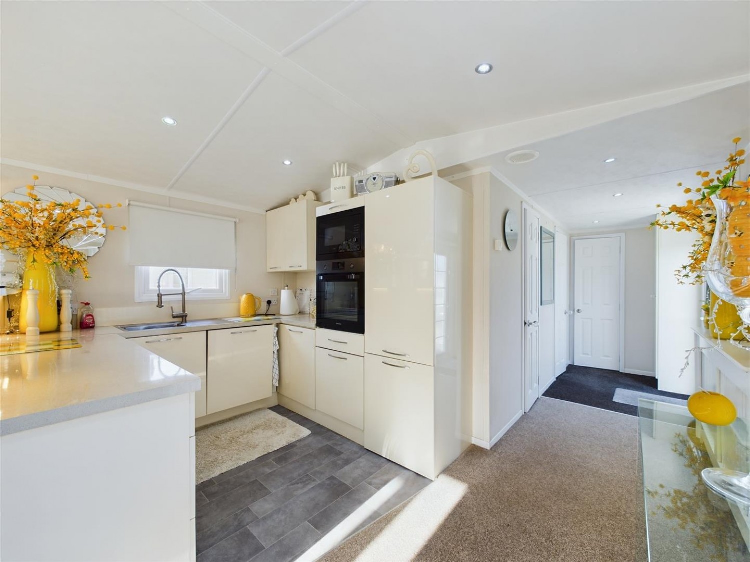 2 bedroom Park home for Sale Cathedral View, Newark Road, Lincoln