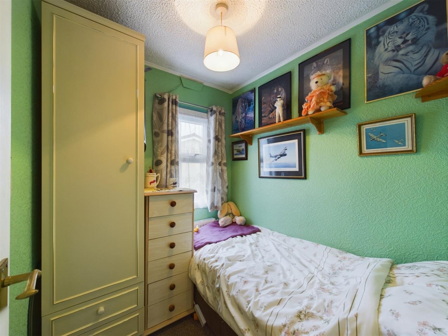 3 bedroom Park home for Sale Avondale, North Hykeham, Lincoln