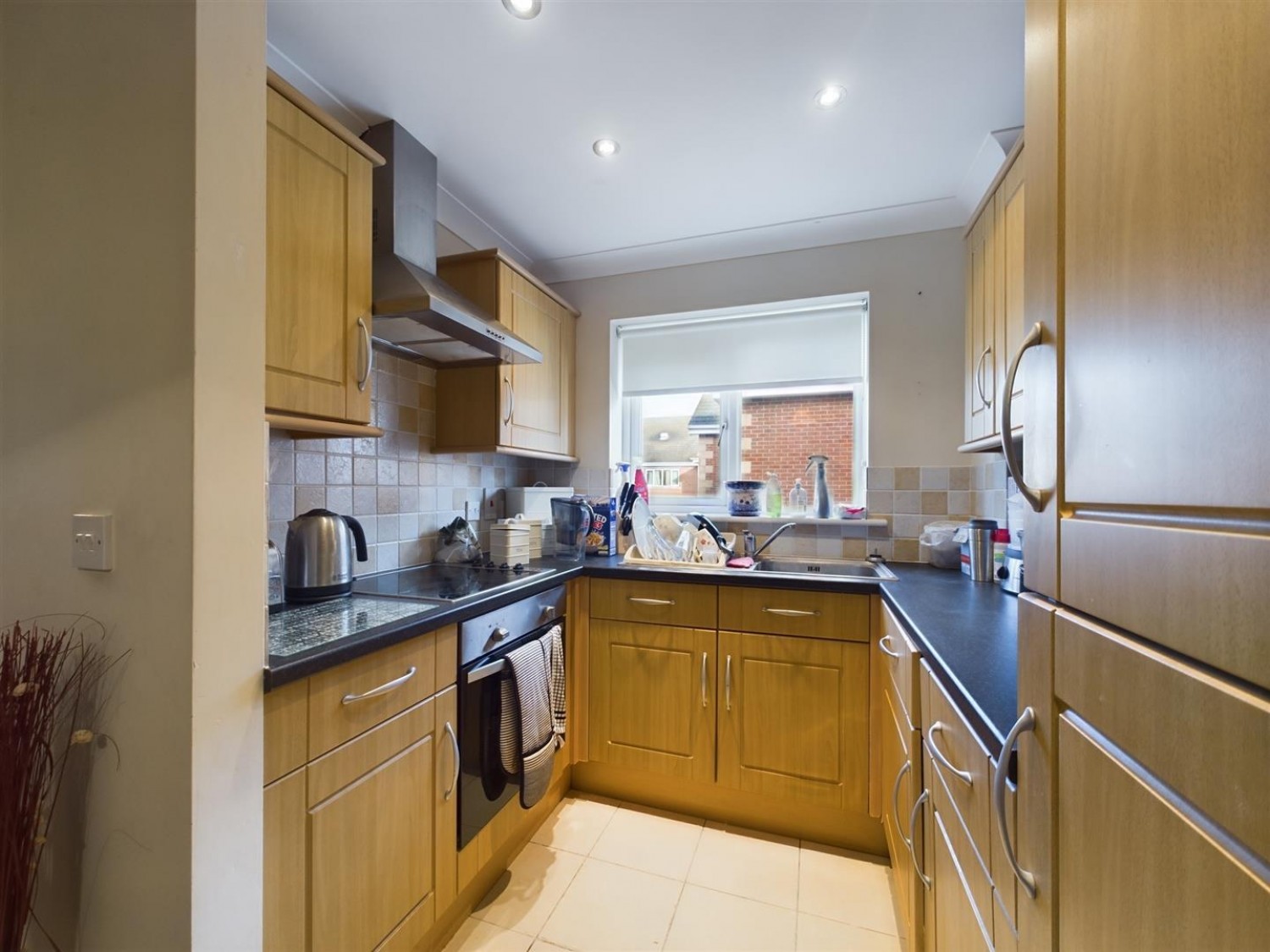 Venables Court, Venables Way