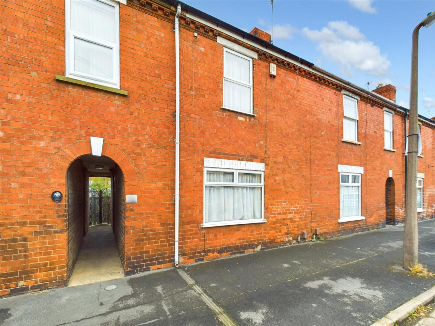 2 bedroom House for Sale Henley Street, Lincoln