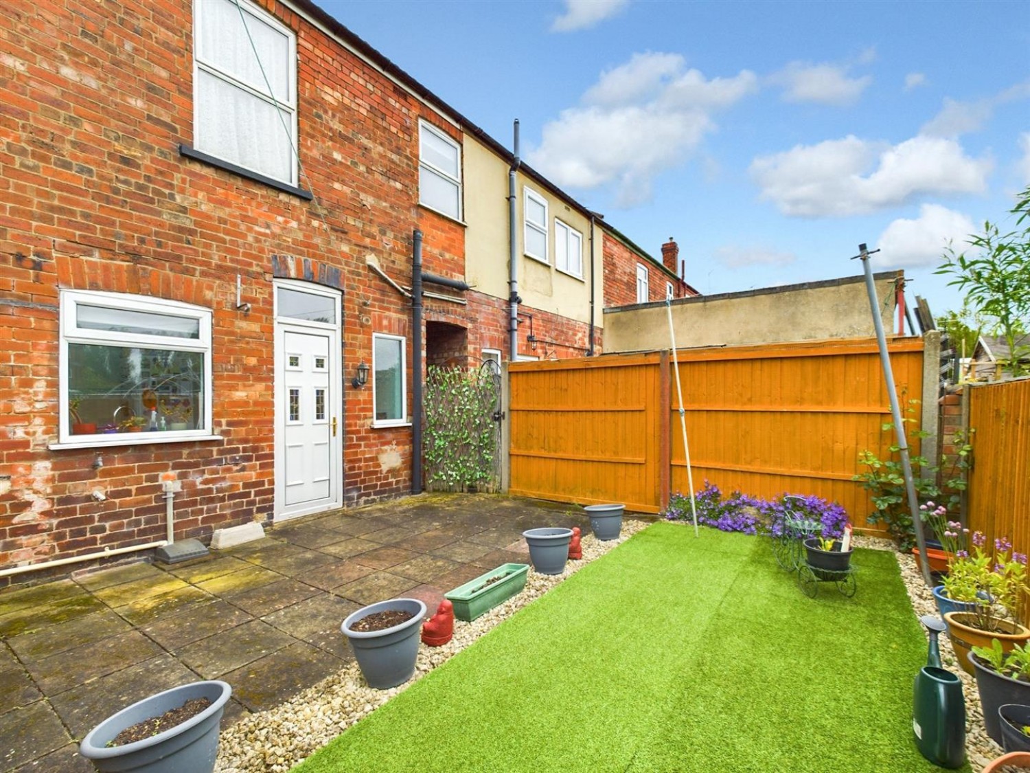 2 bedroom House for Sale Henley Street, Lincoln