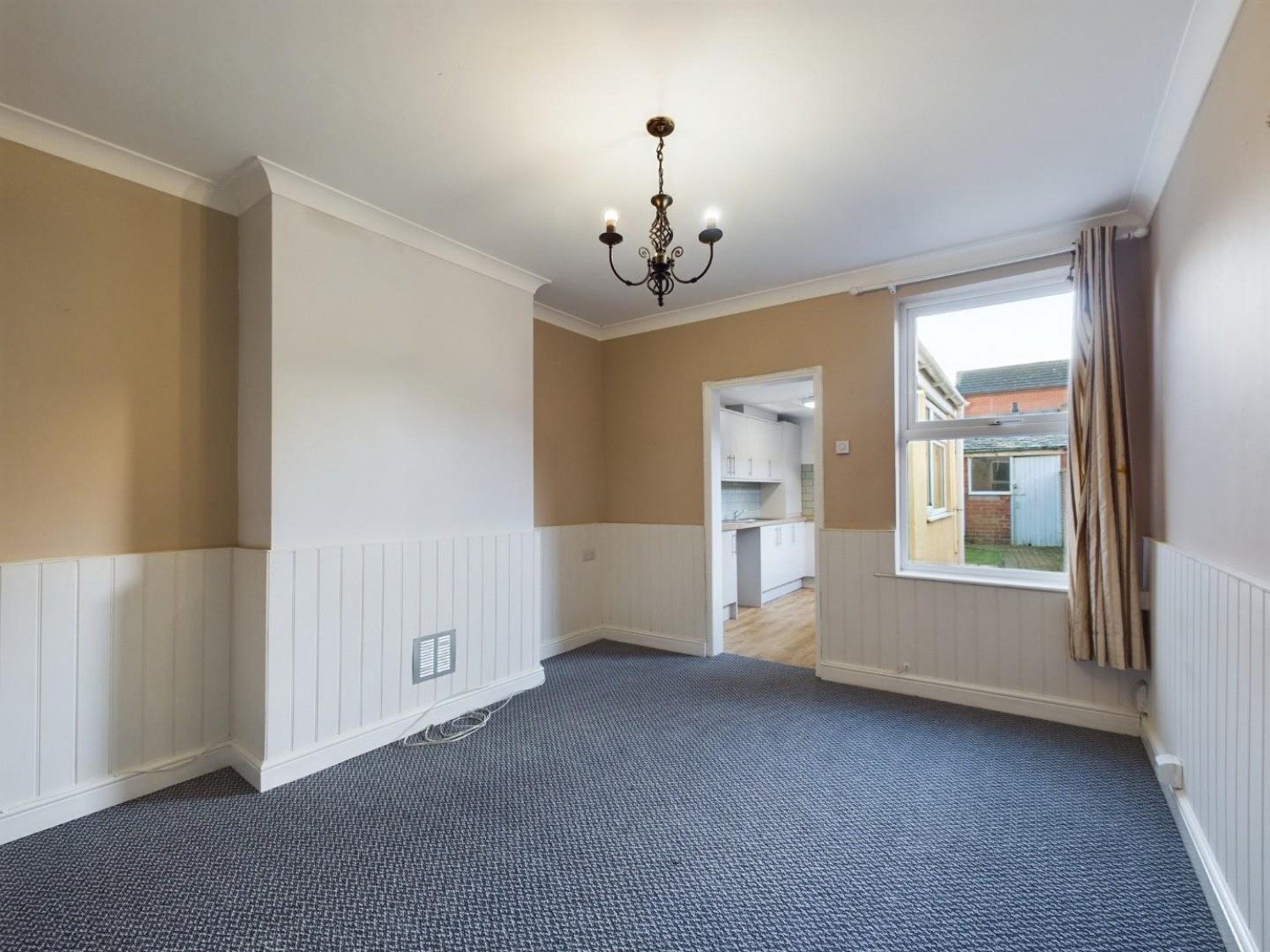 2 bedroom House for Sale Henley Street, Lincoln