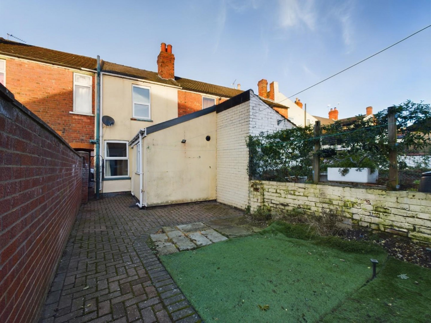 2 bedroom House for Sale Henley Street, Lincoln