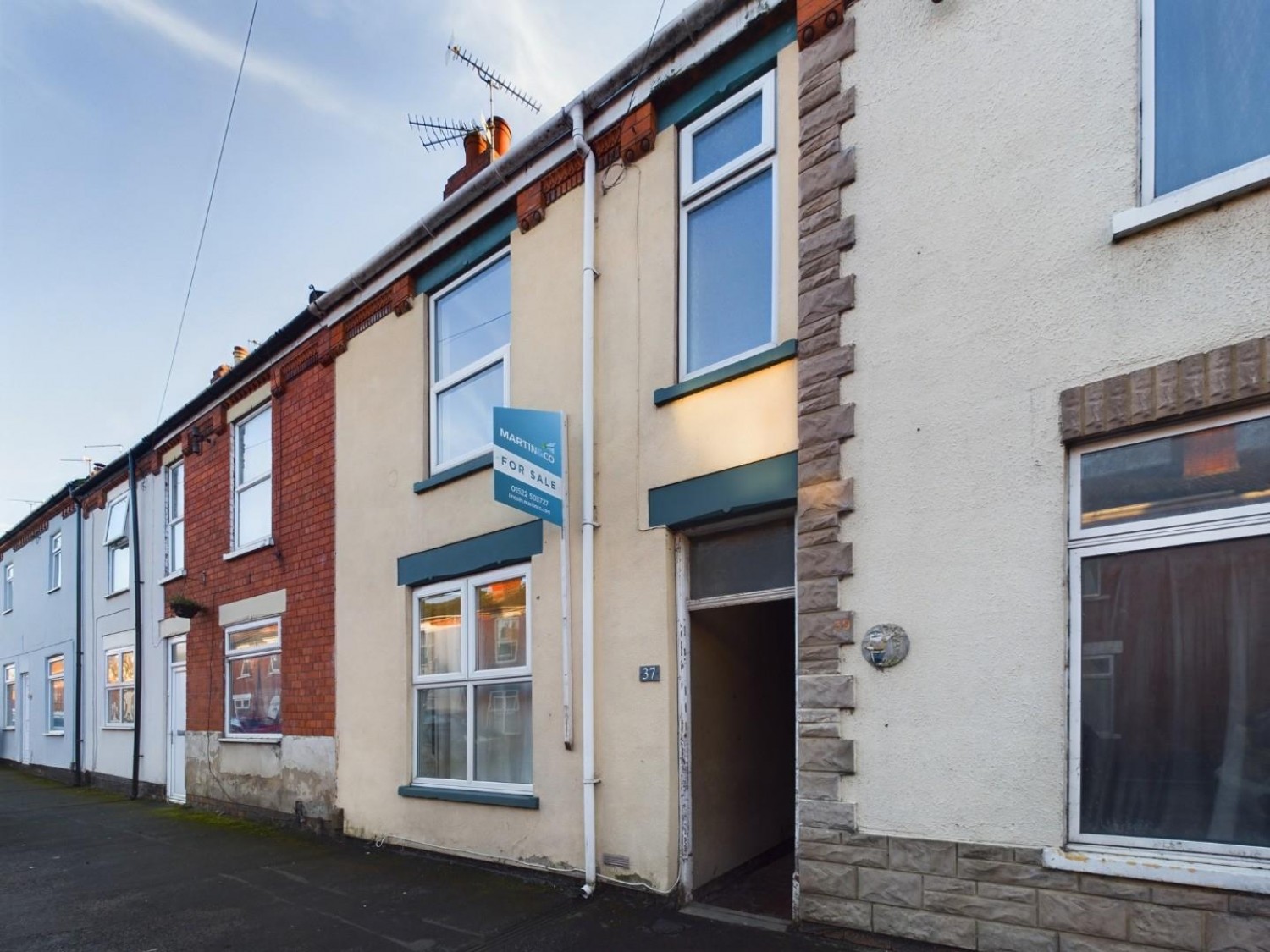 2 bedroom House for Sale Henley Street, Lincoln