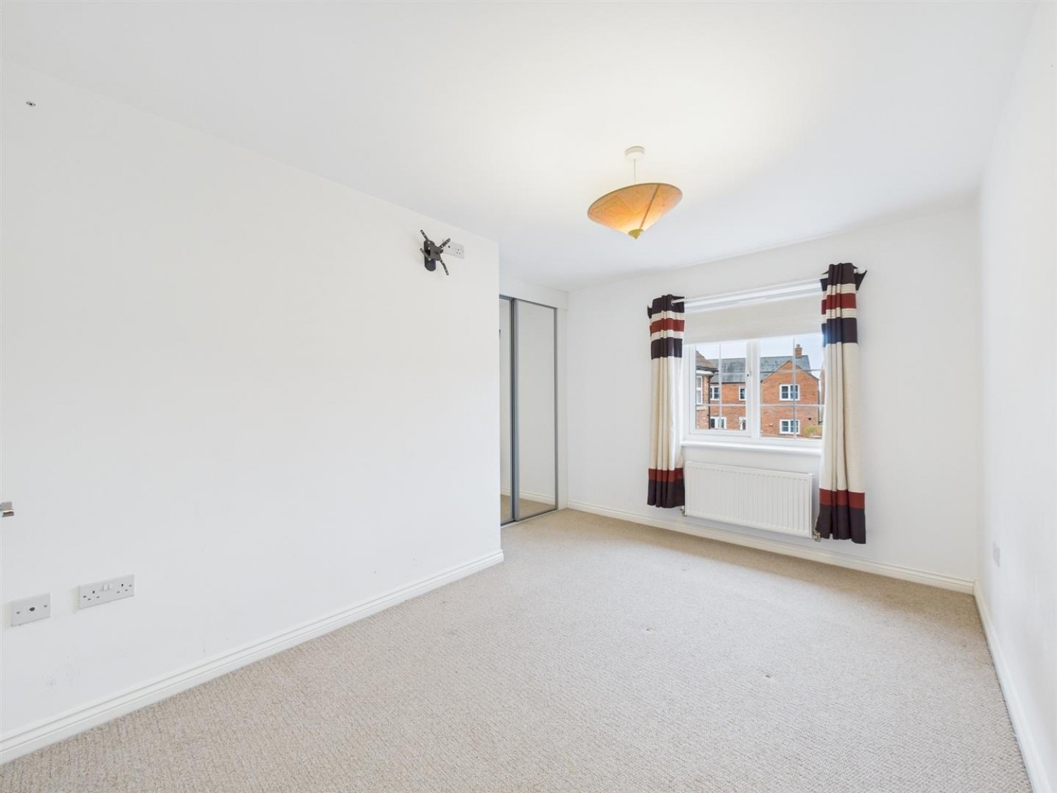 Buttercup Way, Witham St. Hughs