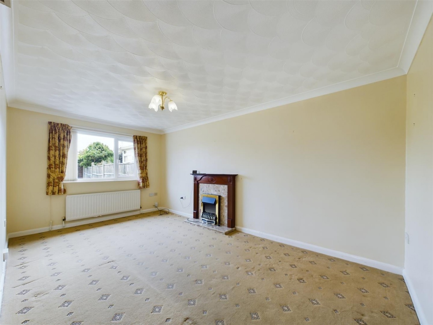 2 bedroom Bungalow for Sale Snetterton Close, Lincoln