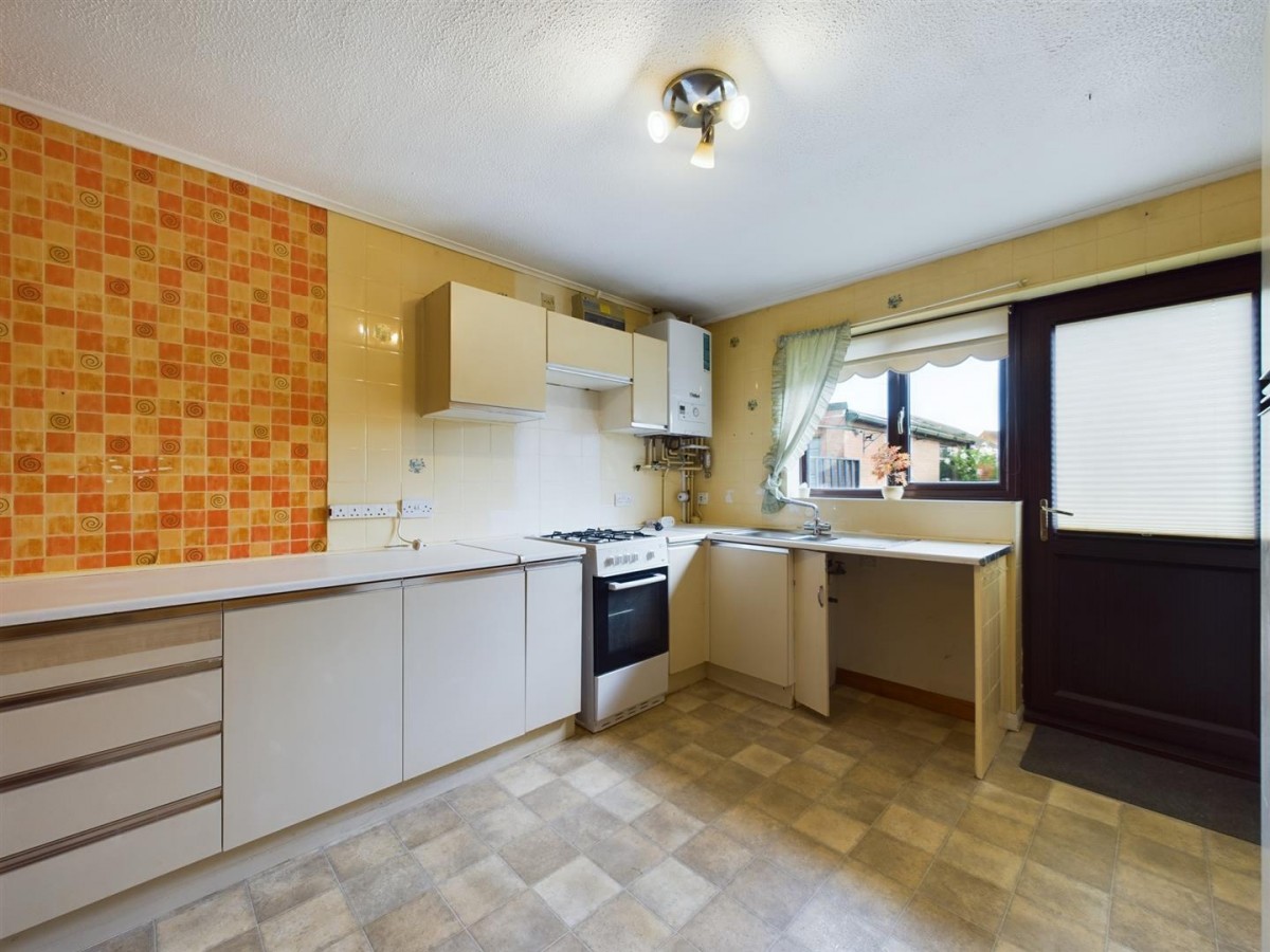 Snetterton Close, Lincoln