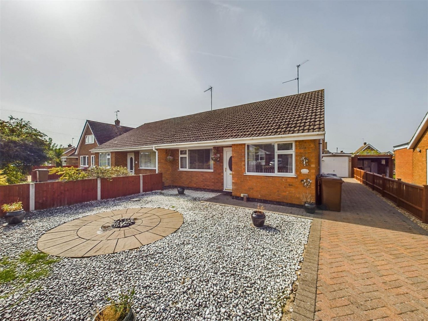 2 bedroom Bungalow for Sale Almond Crescent, Waddington