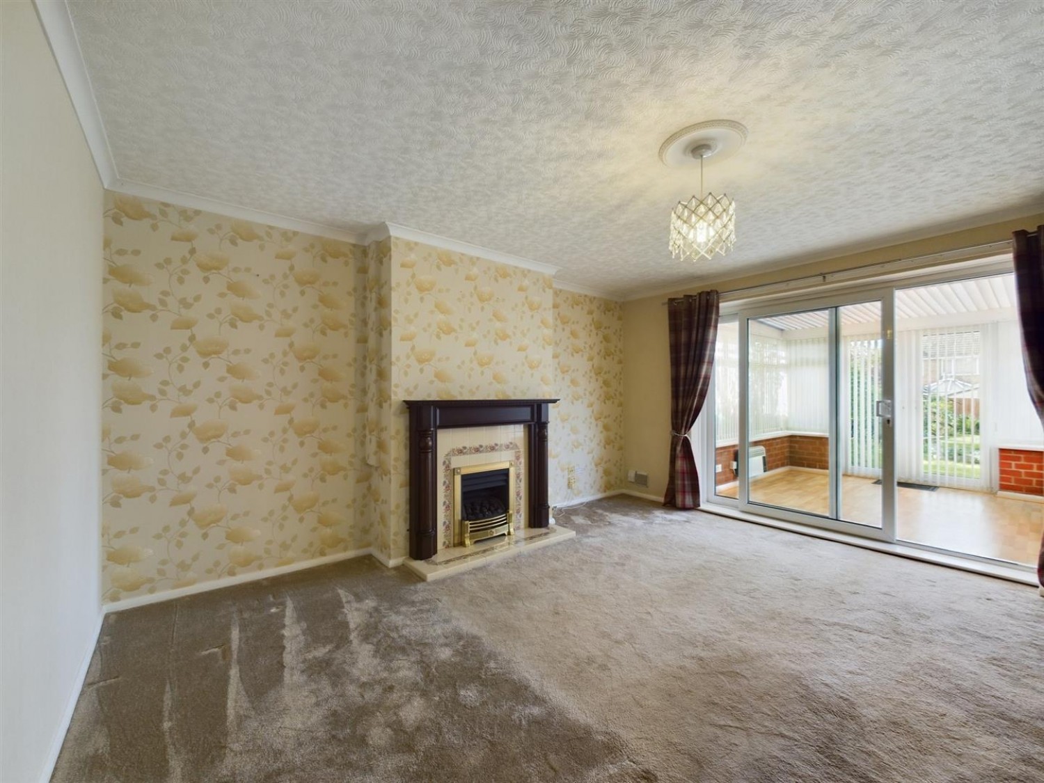 2 bedroom Bungalow for Sale Almond Crescent, Waddington