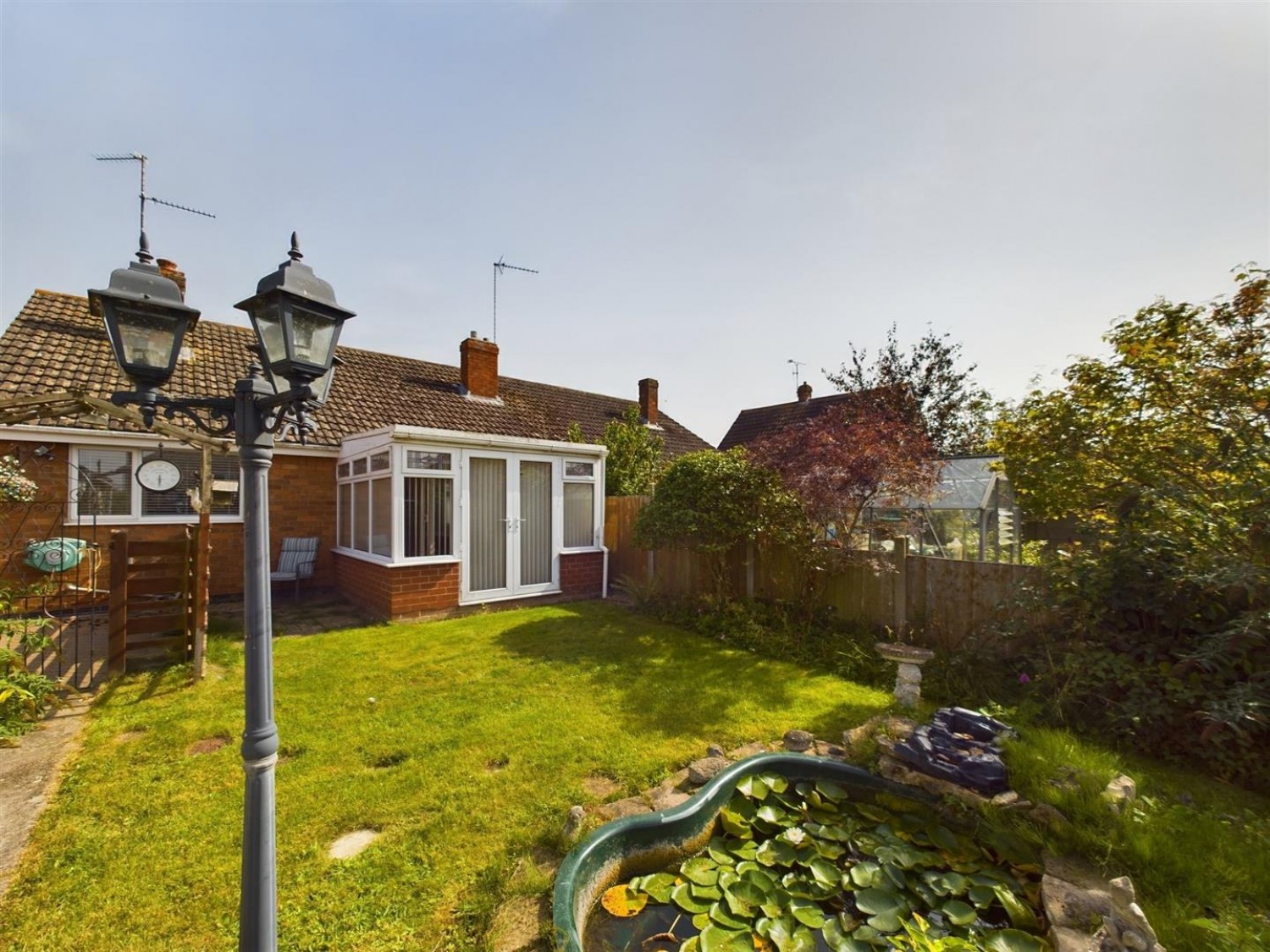 2 bedroom Bungalow for Sale Almond Crescent, Waddington