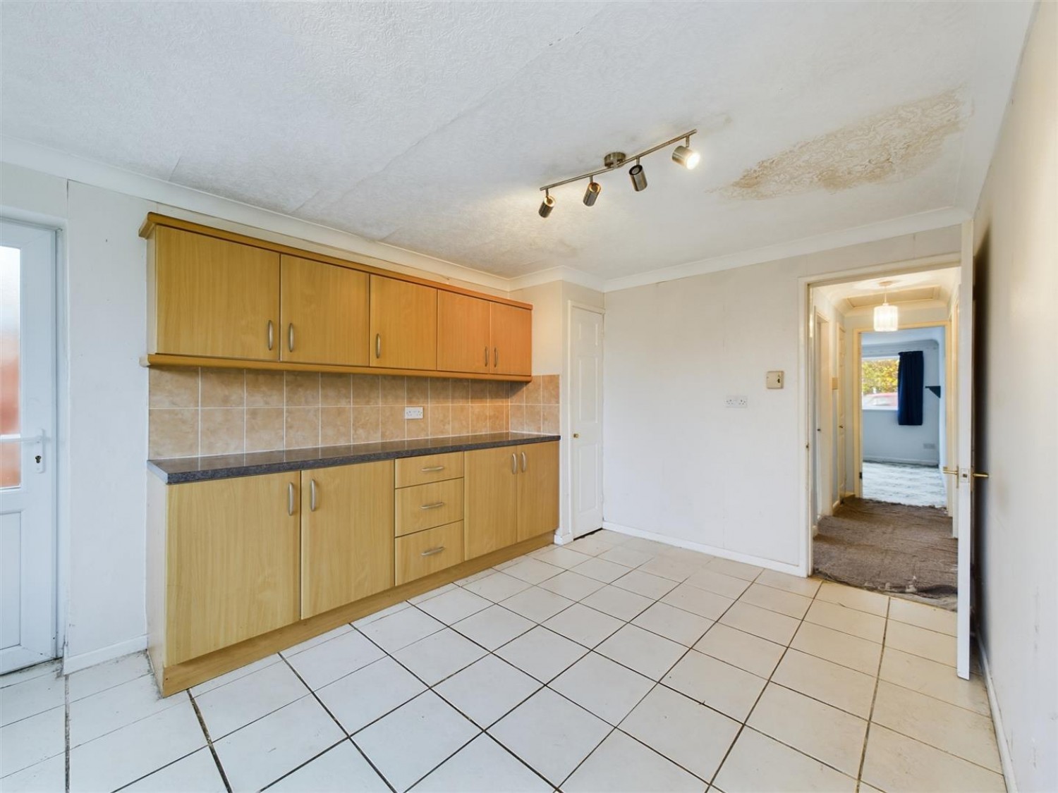 2 bedroom Bungalow for Sale High Street, Eagle, Lincoln