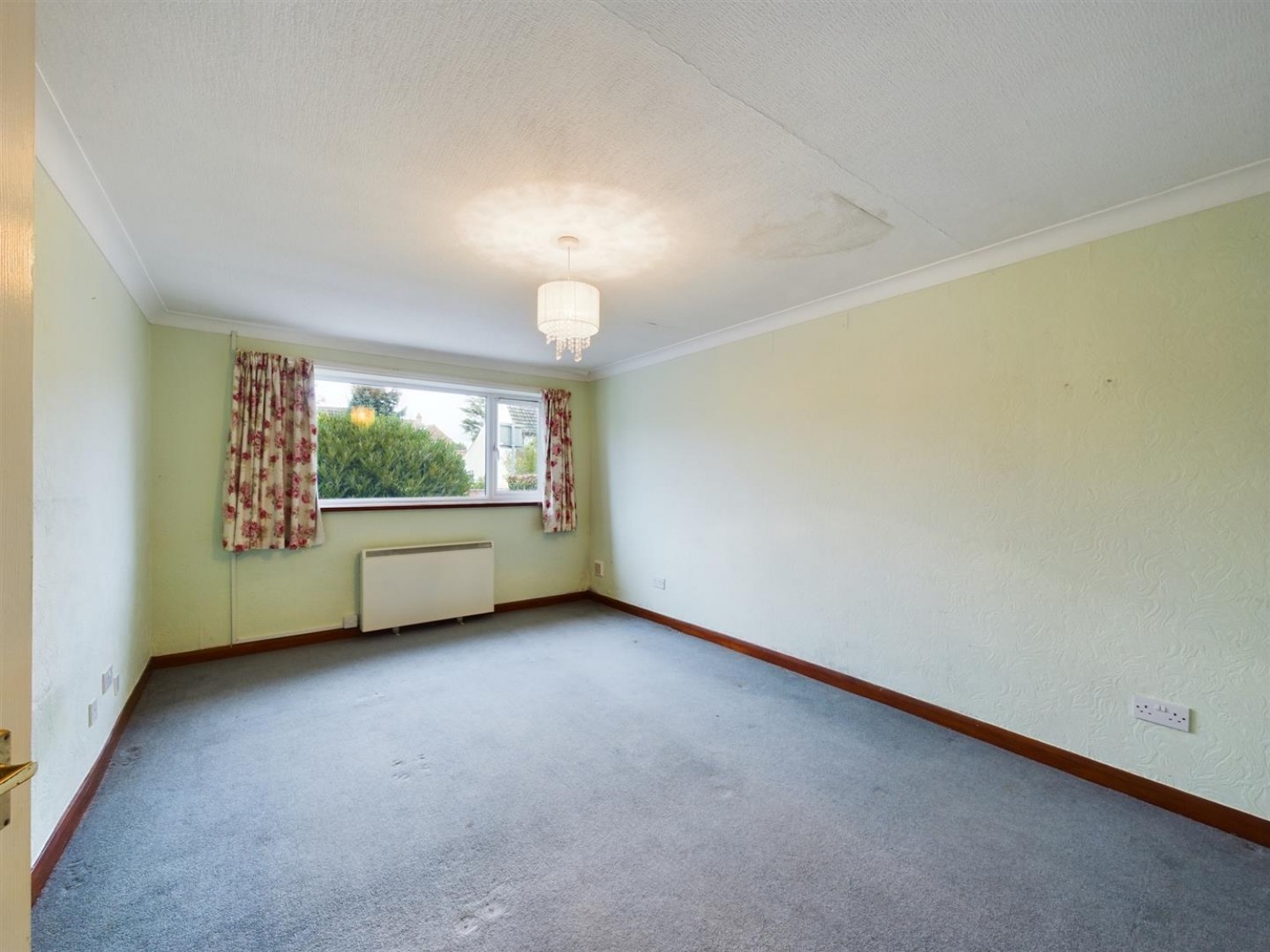 2 bedroom Bungalow for Sale High Street, Eagle, Lincoln