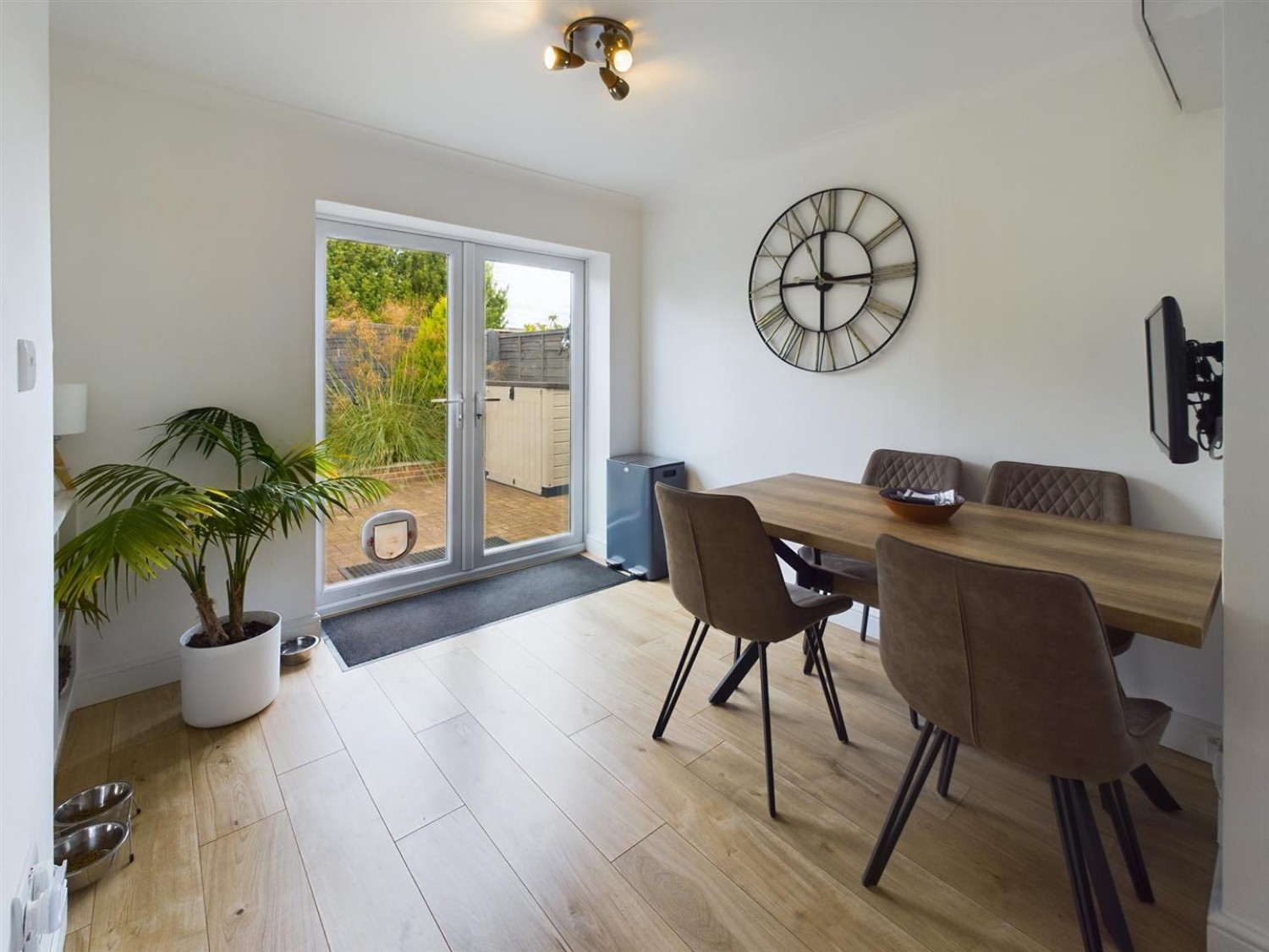 2 bedroom Bungalow for Sale Chapel Lane, North Hykeham, Lincoln